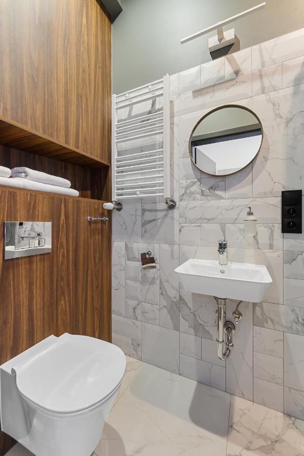 Aparthotel Krzywa Kamienica Łódź Esterno foto