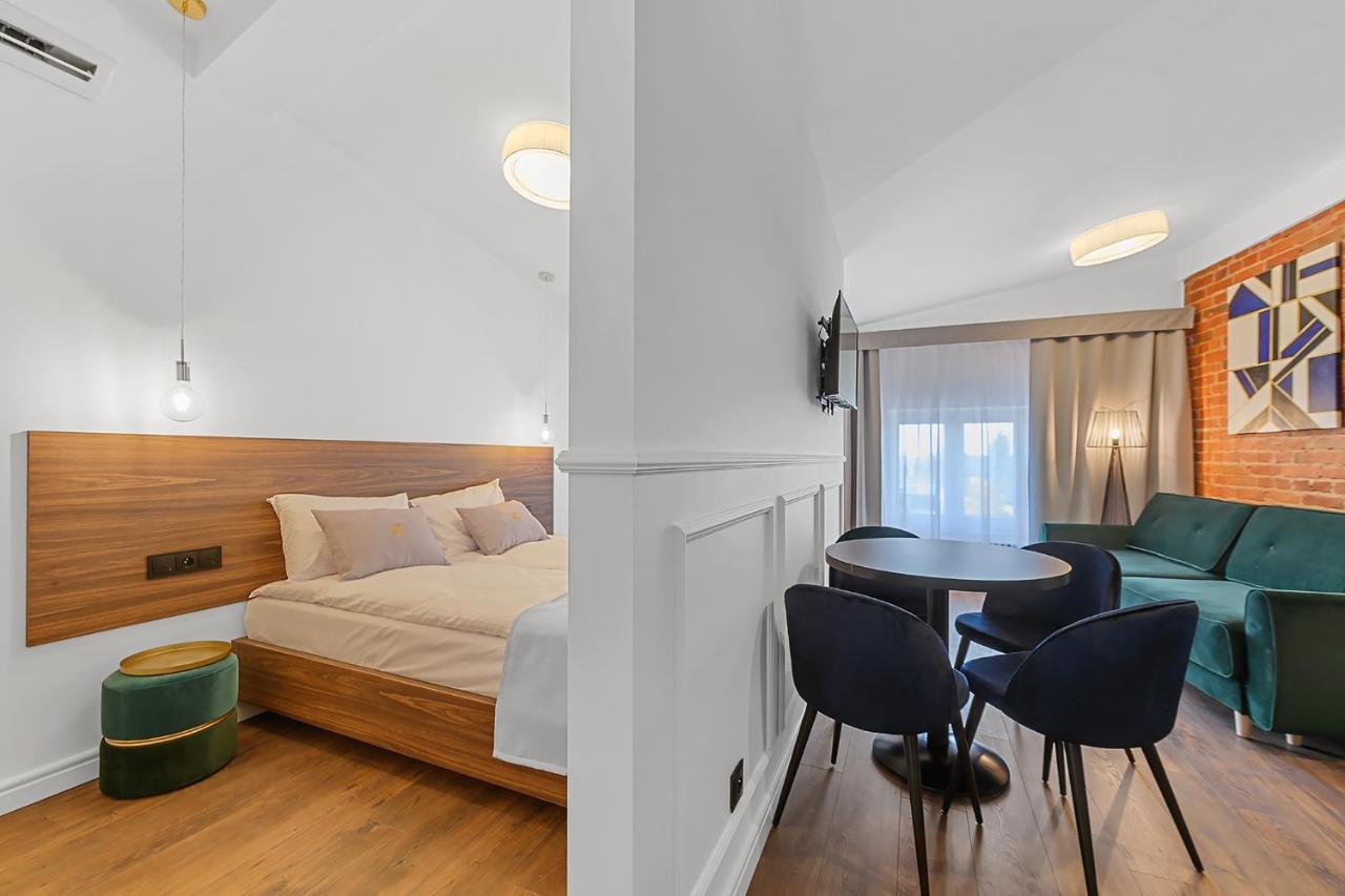 Aparthotel Krzywa Kamienica Łódź Esterno foto
