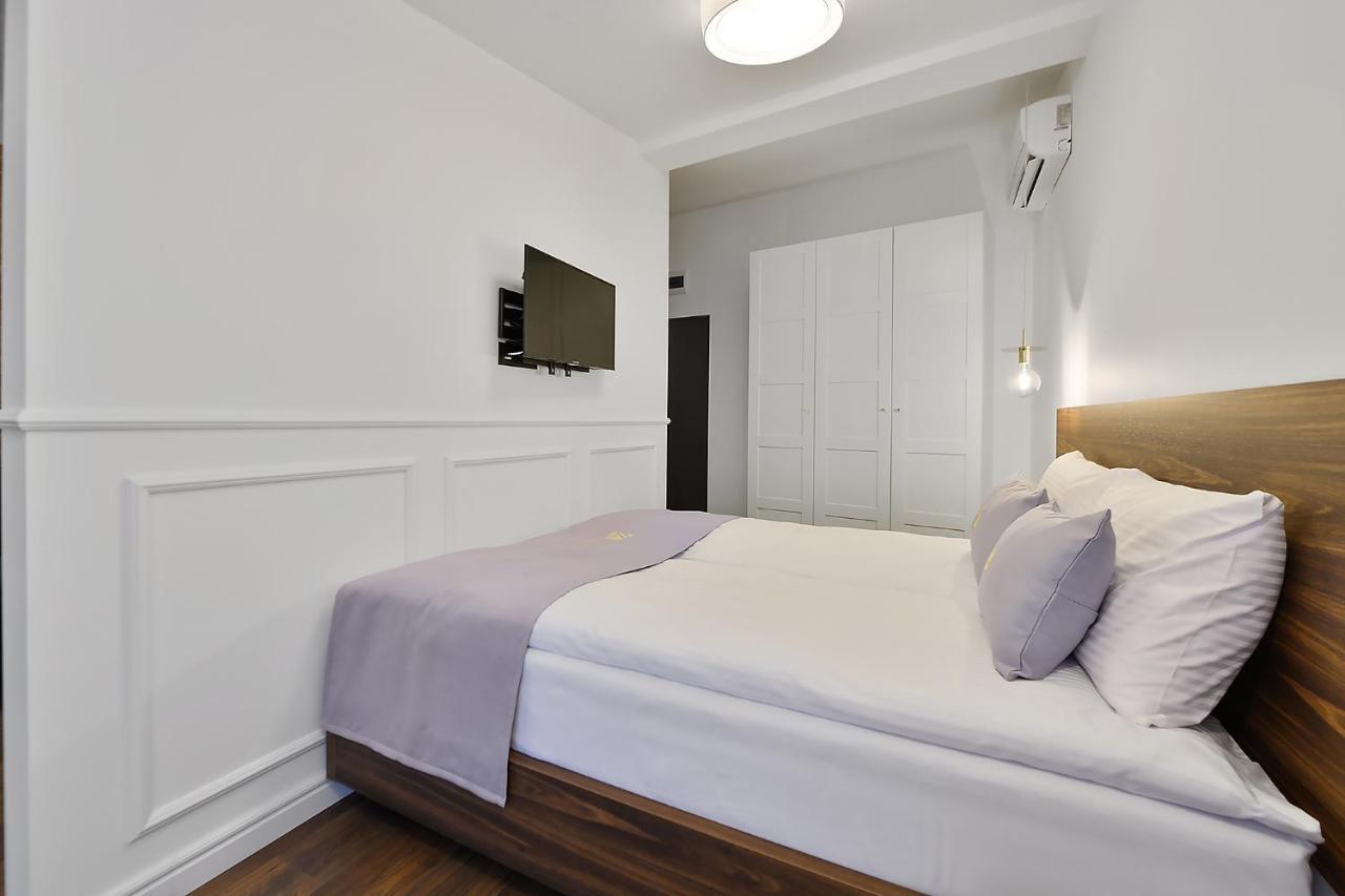 Aparthotel Krzywa Kamienica Łódź Esterno foto