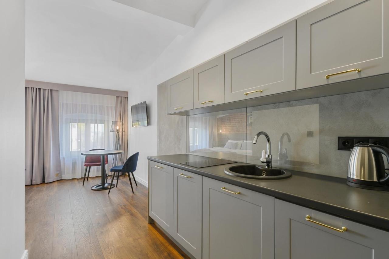 Aparthotel Krzywa Kamienica Łódź Esterno foto